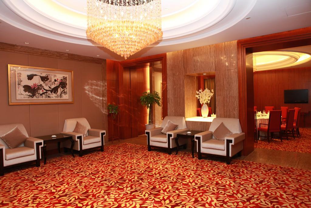 Merryland Traders Hotel Changshu Eksteriør billede