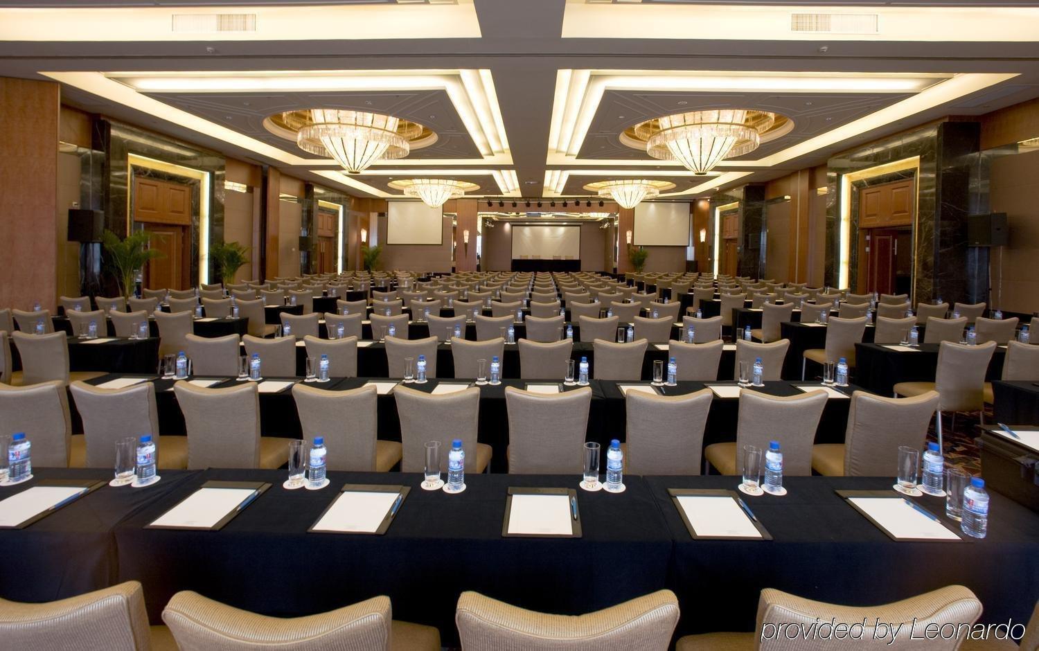 Merryland Traders Hotel Changshu Eksteriør billede